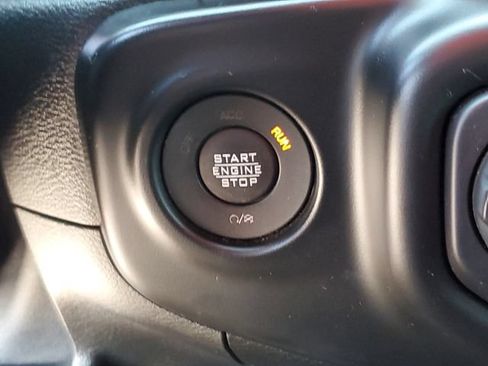 Used 2021 Jeep Wrangler Unlimited Sport AWD/4WD image 30