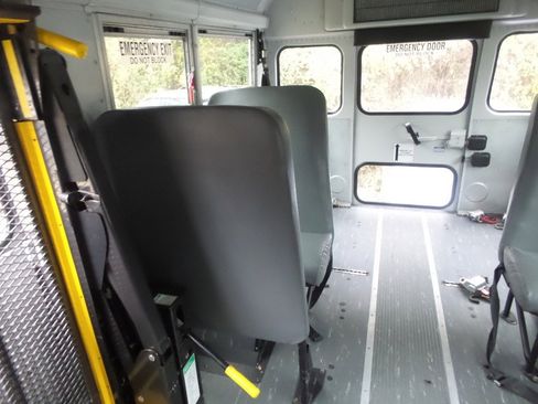 Used 2013 Chevrolet Express 3500 w/ School Bus Package image 26