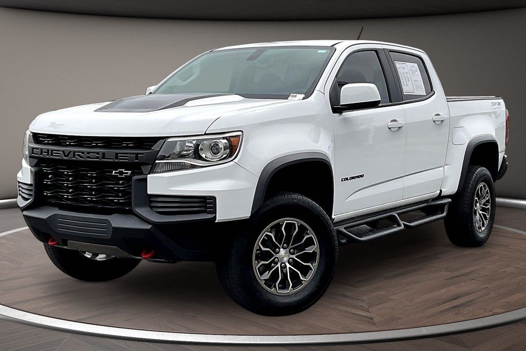 Used 2022 Chevrolet Colorado ZR2 AWD/4WD image 3