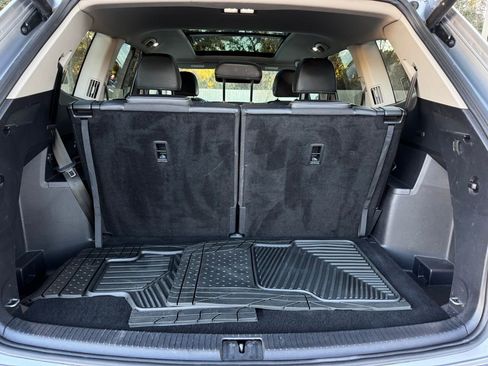 Used 2024 Volkswagen Atlas SE image 14