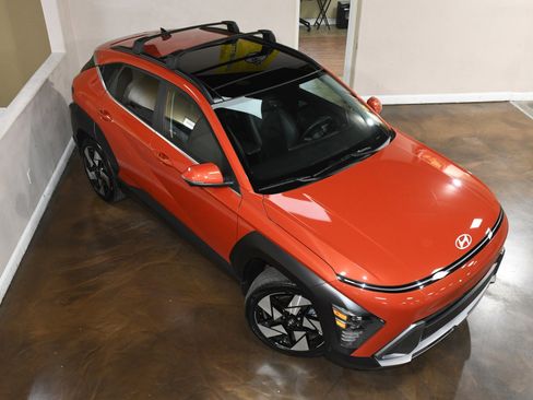 Used 2024 Hyundai Kona Limited image 73