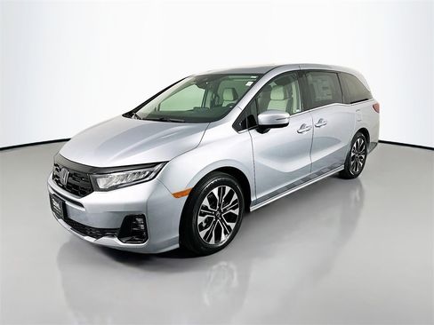 New 2026 Honda Odyssey Elite image 3