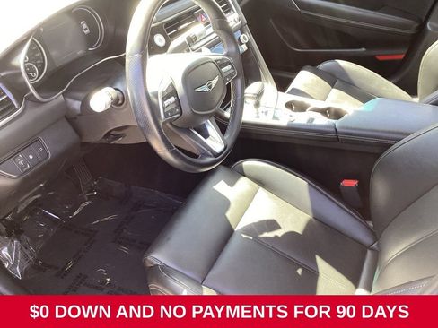 Used 2025 Genesis G70 2.5T RWD image 8