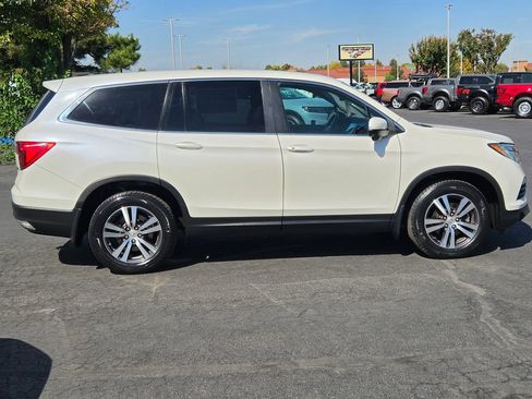 Used 2017 Honda Pilot EX-L image 2