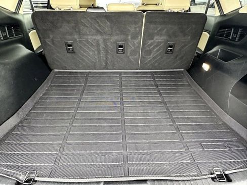 Used 2018 Ford Edge SEL w/ Equipment Group 201A image 9