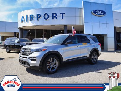 Used 2022 Ford Explorer XLT w/ Equipment Group 202A