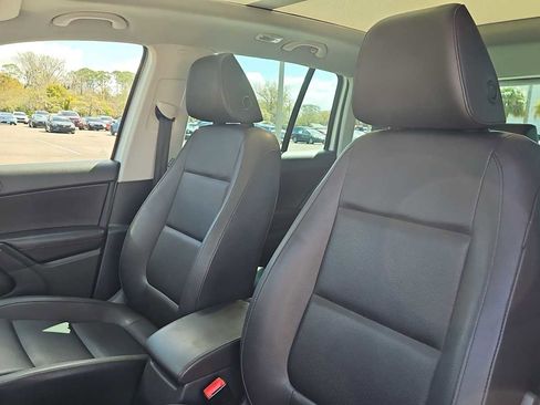 Used 2014 Volkswagen Tiguan SEL image 13