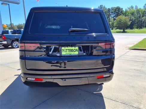 New 2025 Jeep Wagoneer Series II image 3