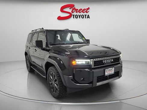 Certified 2026 Toyota Land Cruiser w/ Premium Package AWD/4WD image 5