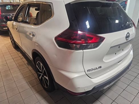 Used 2020 Nissan Rogue SL w/ Premium Package AWD/4WD image 2