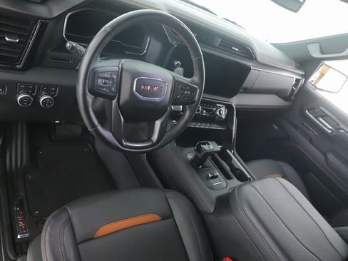Used 2024 GMC Sierra 1500 AT4 w/ AT4 Premium Package image 18
