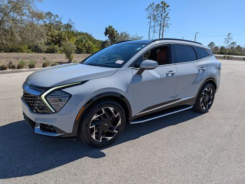 Certified 2023 Kia Sportage SX image 9