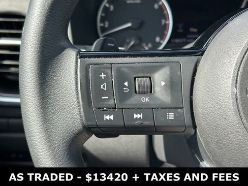 Used 2021 Nissan Rogue SV image 21