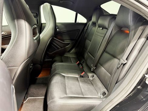 Used 2018 Mercedes-Benz CLA 250 4MATIC image 33