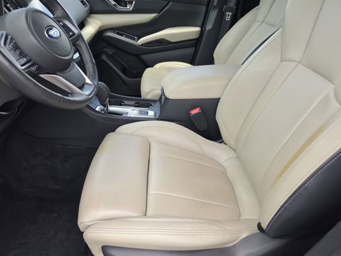 Used 2023 Subaru Ascent Limited AWD/4WD image 9