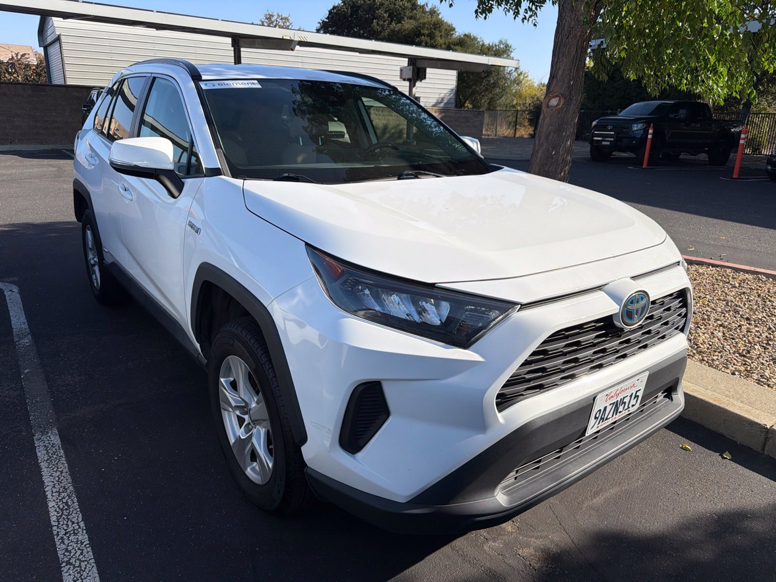 Certified 2021 Toyota RAV4 LE AWD/4WD image 2