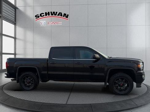Used 2017 GMC Sierra 1500 Denali image 3