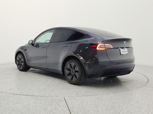 Used 2024 Tesla Model Y Long Range AWD/4WD image 7