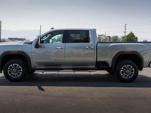 Used 2024 GMC Sierra 2500 SLT w/ SLT Convenience Package AWD/4WD image 3