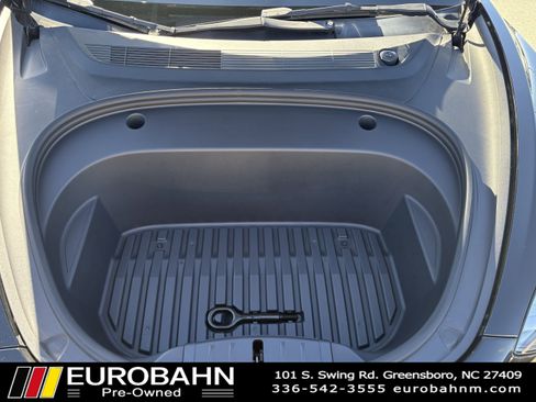 Used 2023 Tesla Model 3 Standard Range image 35