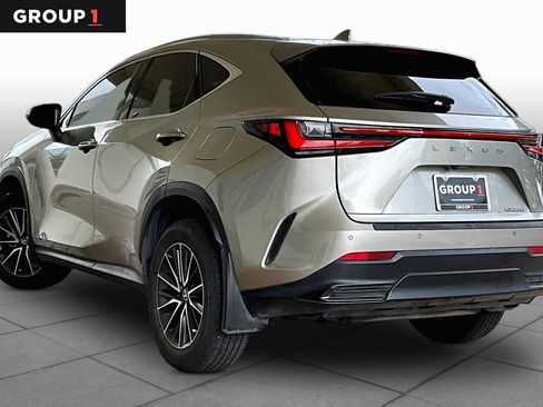 Used 2024 Lexus NX 250 FWD image 10