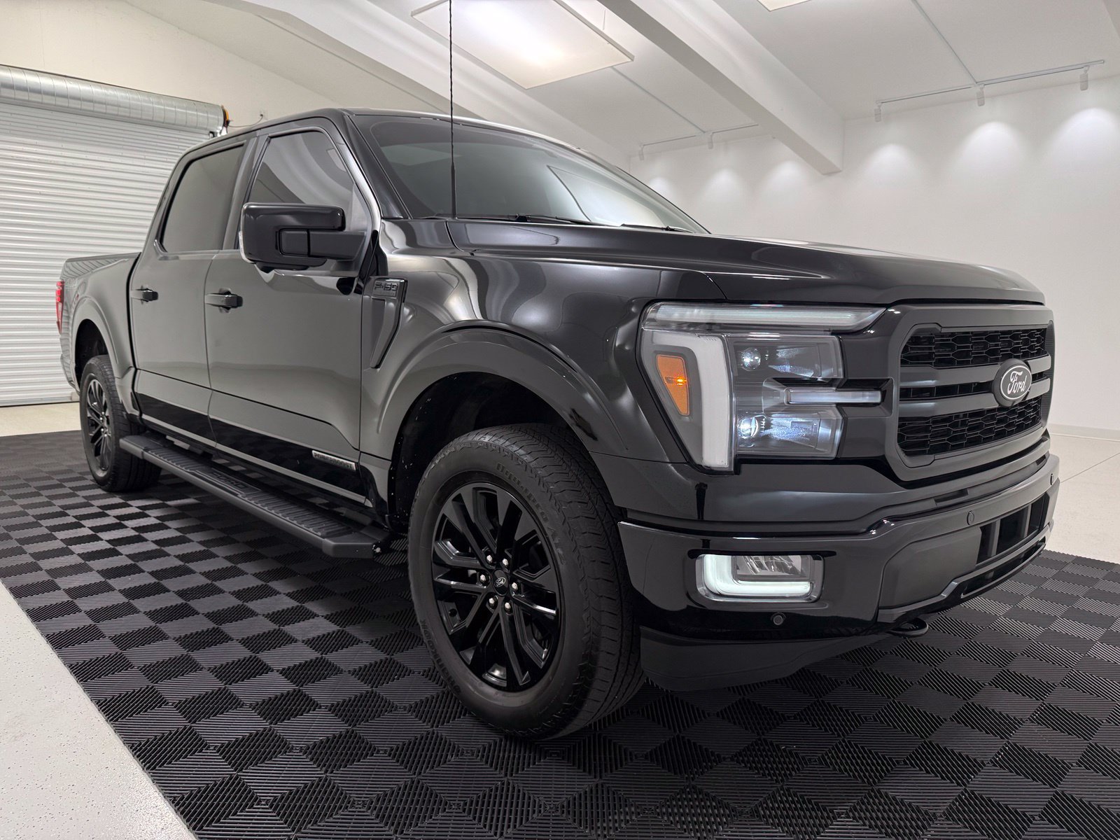 Used 2024 Ford F150 Lariat w/ Equipment Group 502A High AWD/4WD image 1