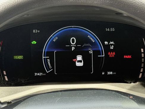 Used 2025 Toyota Camry LE FWD image 16