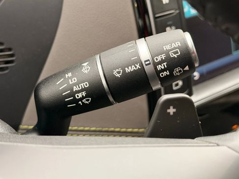 Used 2017 Jaguar F-PACE R-Sport image 35