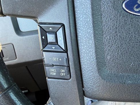 Used 2012 Ford F150 XLT w/ XLT Chrome Pkg image 15