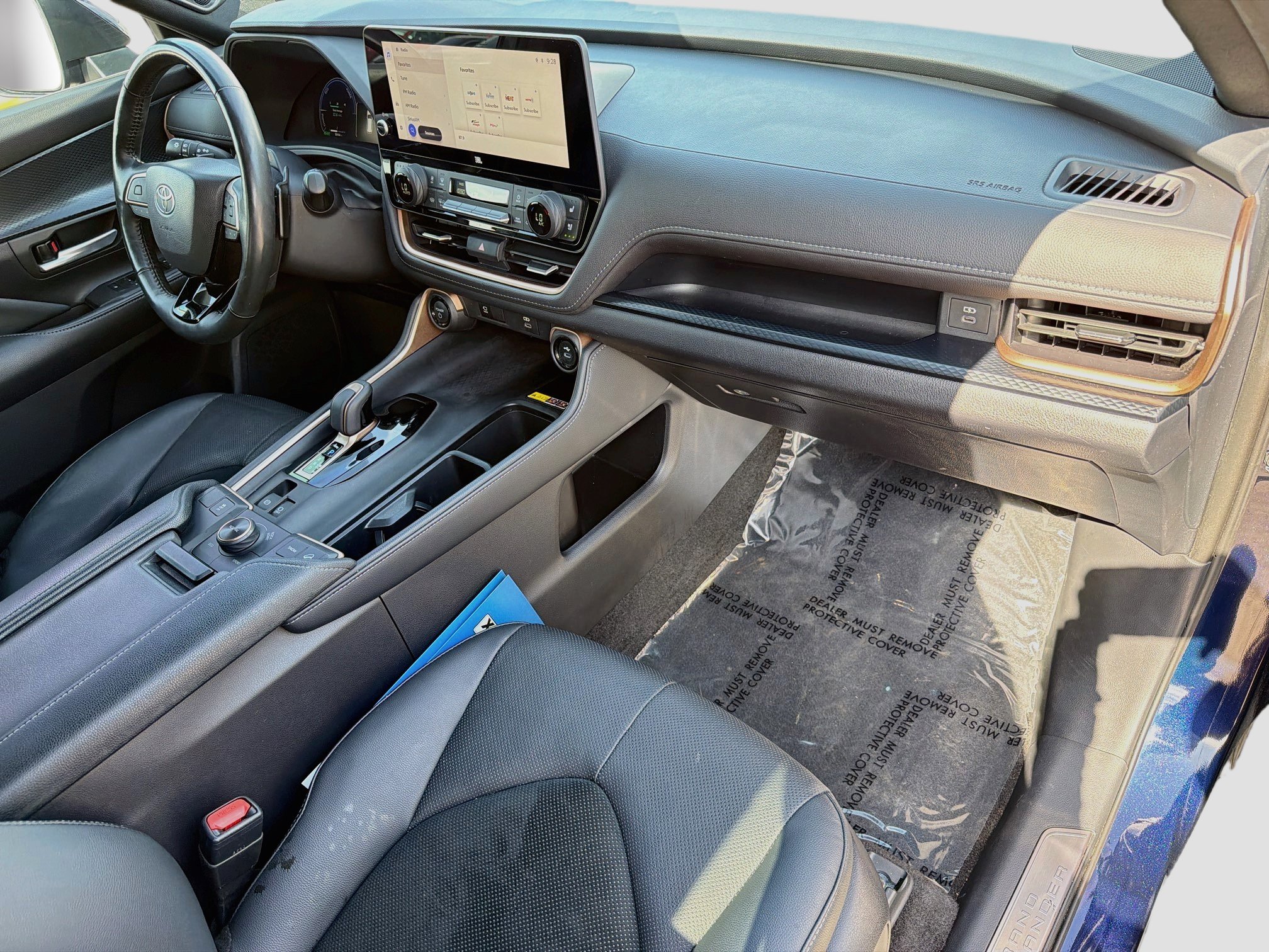 Used 2024 Toyota Grand Highlander AWD Hybrid image 14