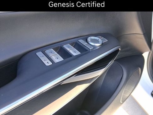 Certified 2025 Genesis GV70 2.5T image 15