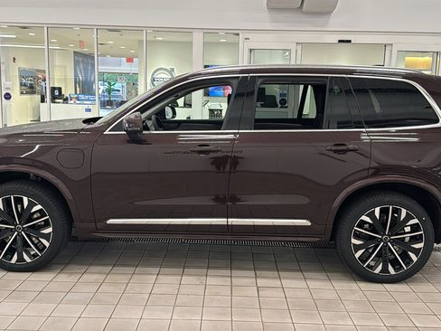 New 2026 Volvo XC90 T8 Ultra w/ Protection Package AWD/4WD image 8