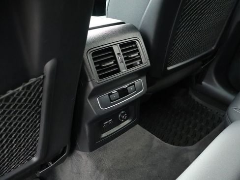 Used 2021 Audi Q5 2.0T Premium Plus w/ Premium Plus Package image 14