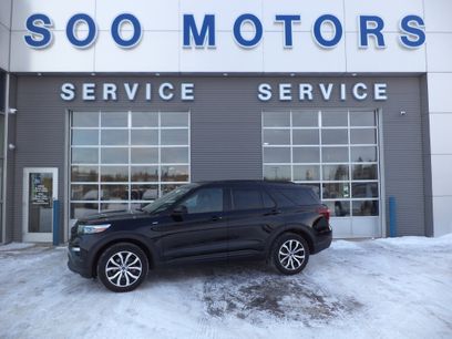 Used 2023 Ford Explorer ST-Line w/ Class IV Trailer Tow Package