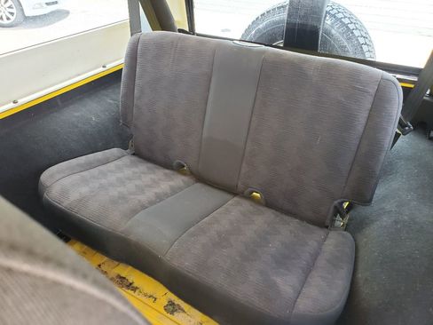 Used 2004 Jeep Wrangler 4WD image 26