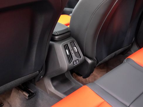 Certified 2025 BMW X1 xDrive28i image 17