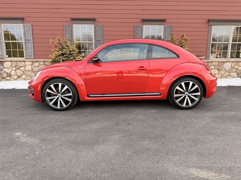 Used 2014 Volkswagen Beetle R-Line image 6