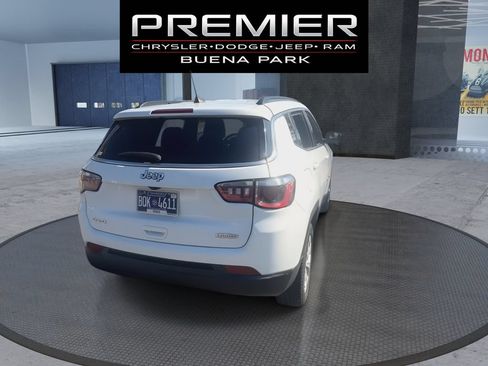 Used 2024 Jeep Compass Latitude AWD/4WD image 7