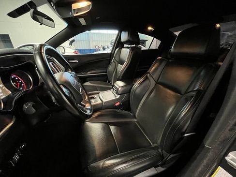 Used 2021 Dodge Charger SXT w/ Leather Interior Group RWD image 41