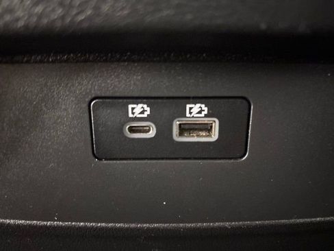 Used 2024 Nissan Frontier S image 14