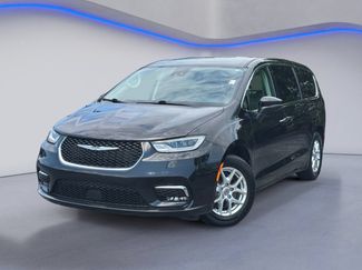 Used 2023 Chrysler Pacifica Touring-L FWD video 2