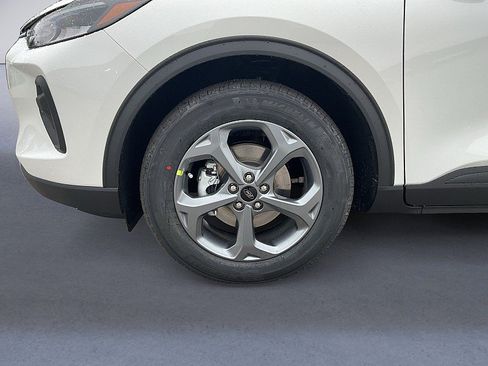 New 2026 Ford Escape ST-Line w/ Tech Pack #1 FWD image 29