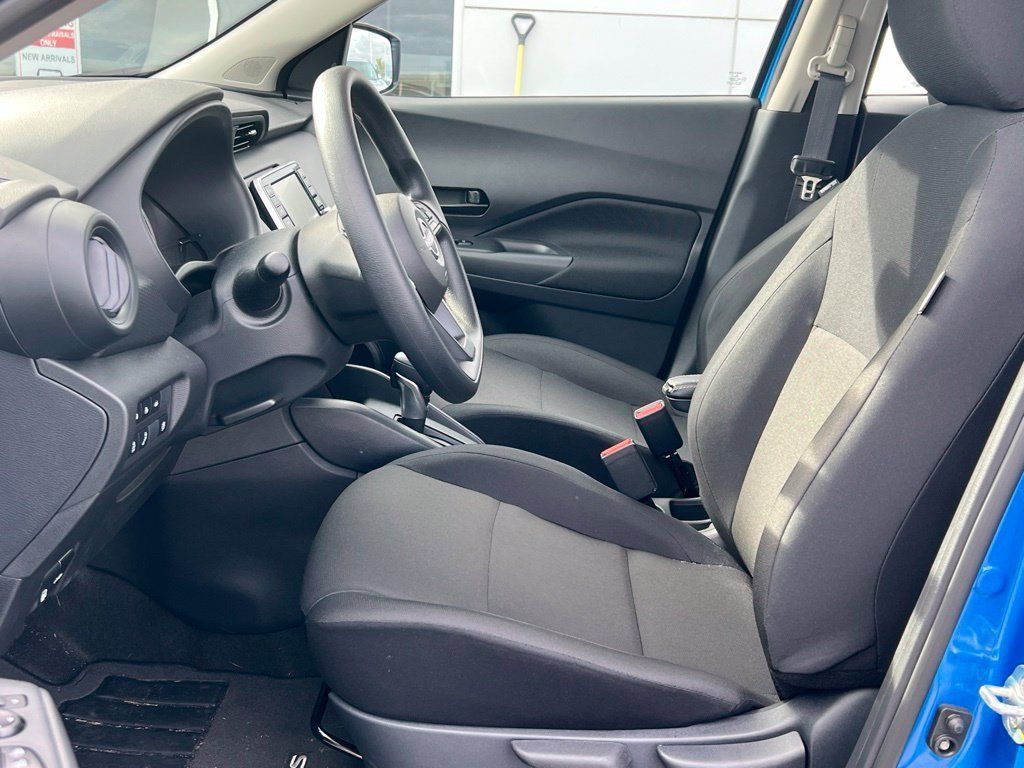Certified 2025 Nissan Kicks Play S FWD image 15