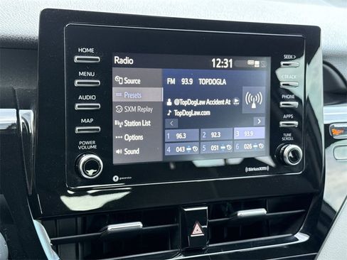 Used 2021 Toyota Camry LE image 18