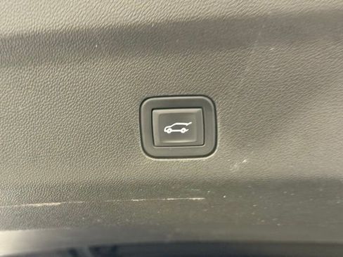 Used 2023 Chevrolet Tahoe High Country w/ Advanced Technology Package image 6