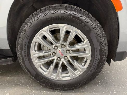 Used 2023 GMC Yukon SLT image 22