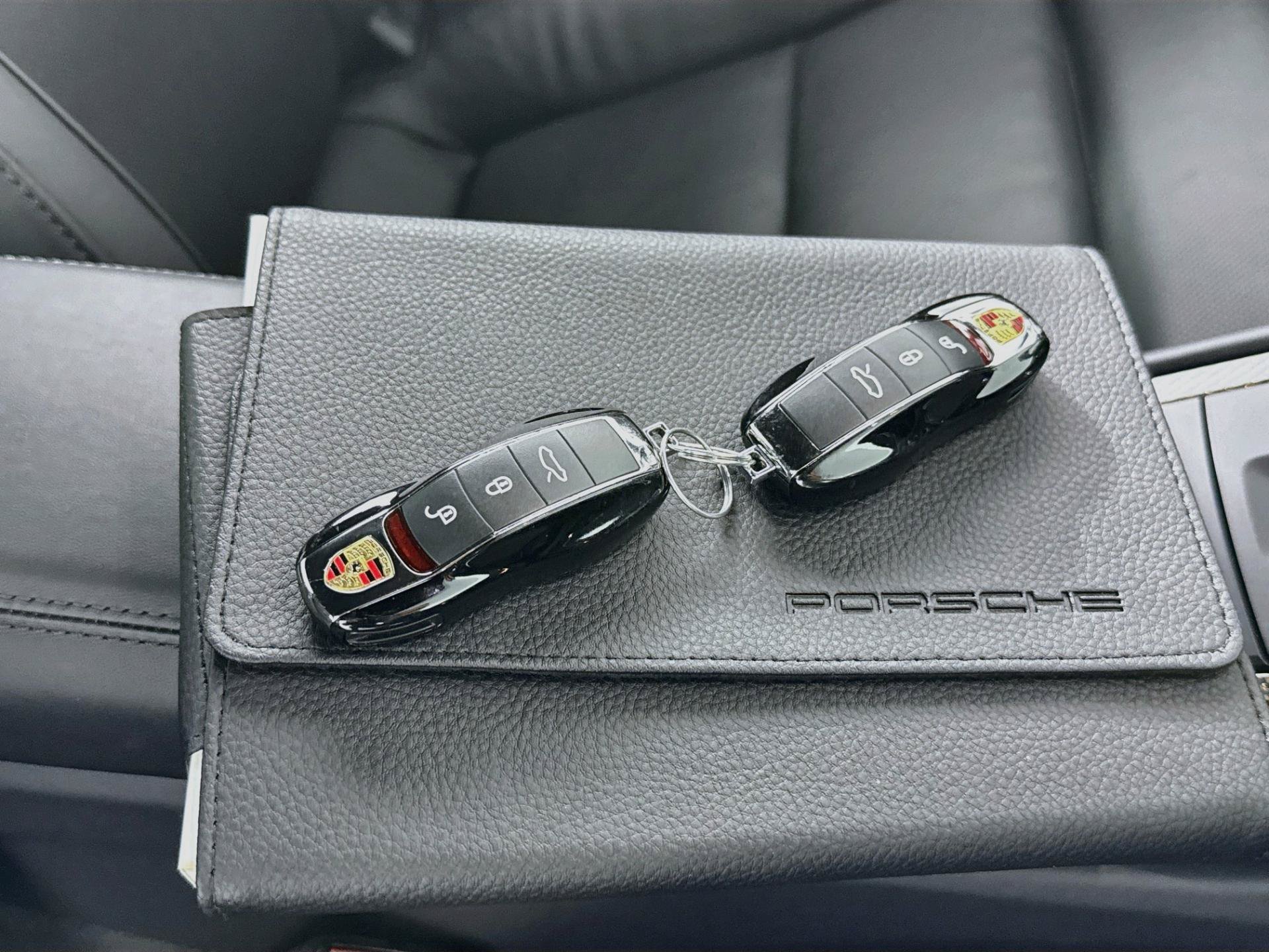 Used 2018 Porsche 911 Turbo S AWD/4WD image 80