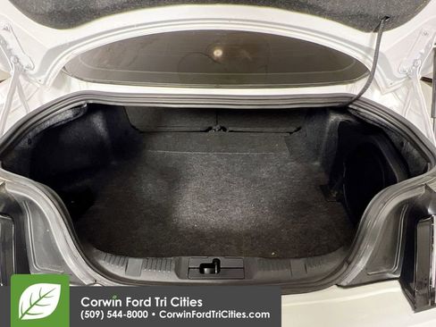 Used 2021 Ford Mustang GT Premium image 14