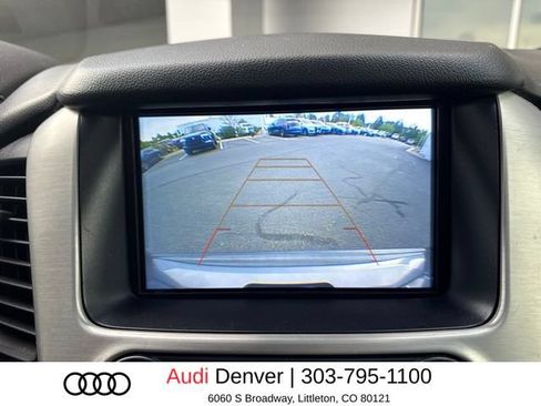Used 2020 GMC Yukon SLT w/ Premium Edition AWD/4WD image 6