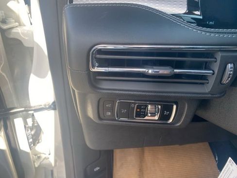 New 2024 Lincoln Corsair Grand Touring w/ Equipment Group 301A image 19